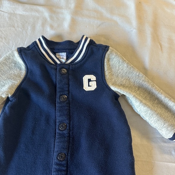 GAP - Baby Navy Outfit with White Trim - One piece Romper/Jumpsuit - Picture 3 of 3